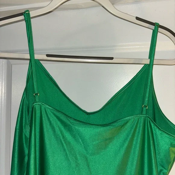 Lilly Pulitzer Amrita Eyelet Midi Dress - Picture 8 of 12